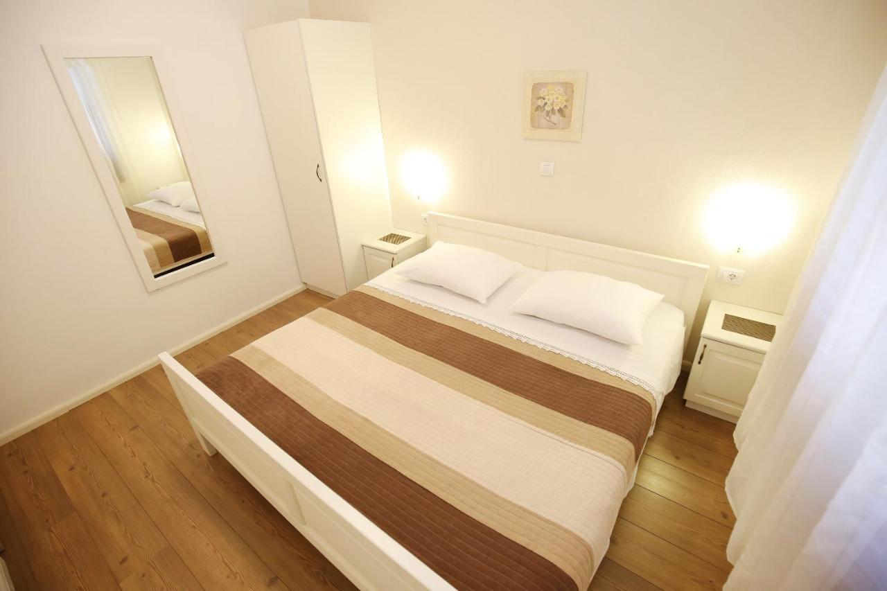 Apartmani Dane Sukošan Εξωτερικό φωτογραφία