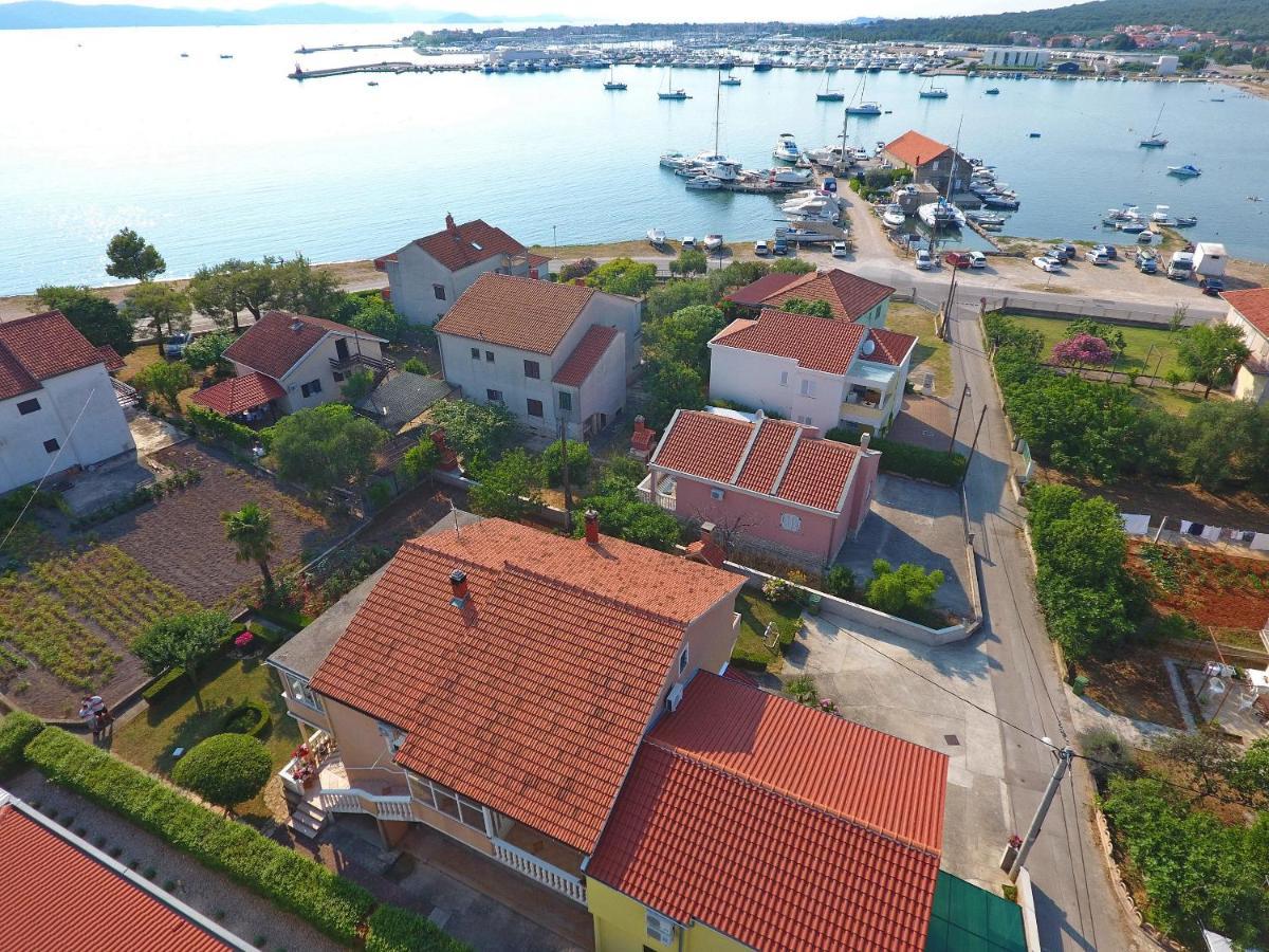 Apartmani Dane Sukošan Εξωτερικό φωτογραφία